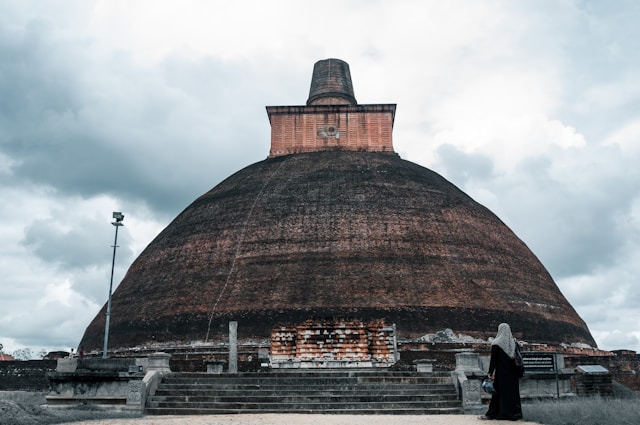 sri lanka anuradhapura